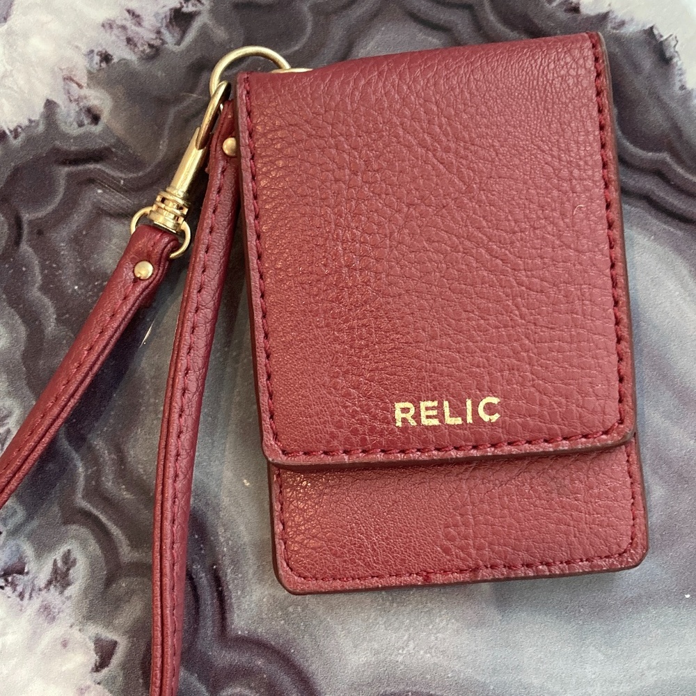 Relic Burgundy Red ID/Card Holder Wristlet